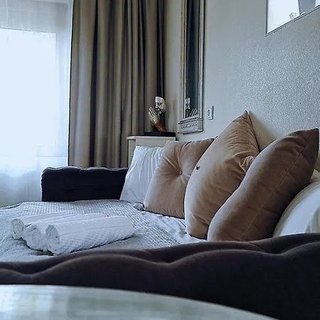 Gold تيميشورا