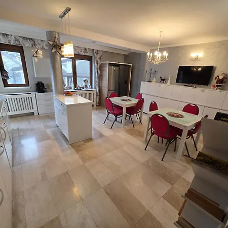 Gold Apartment